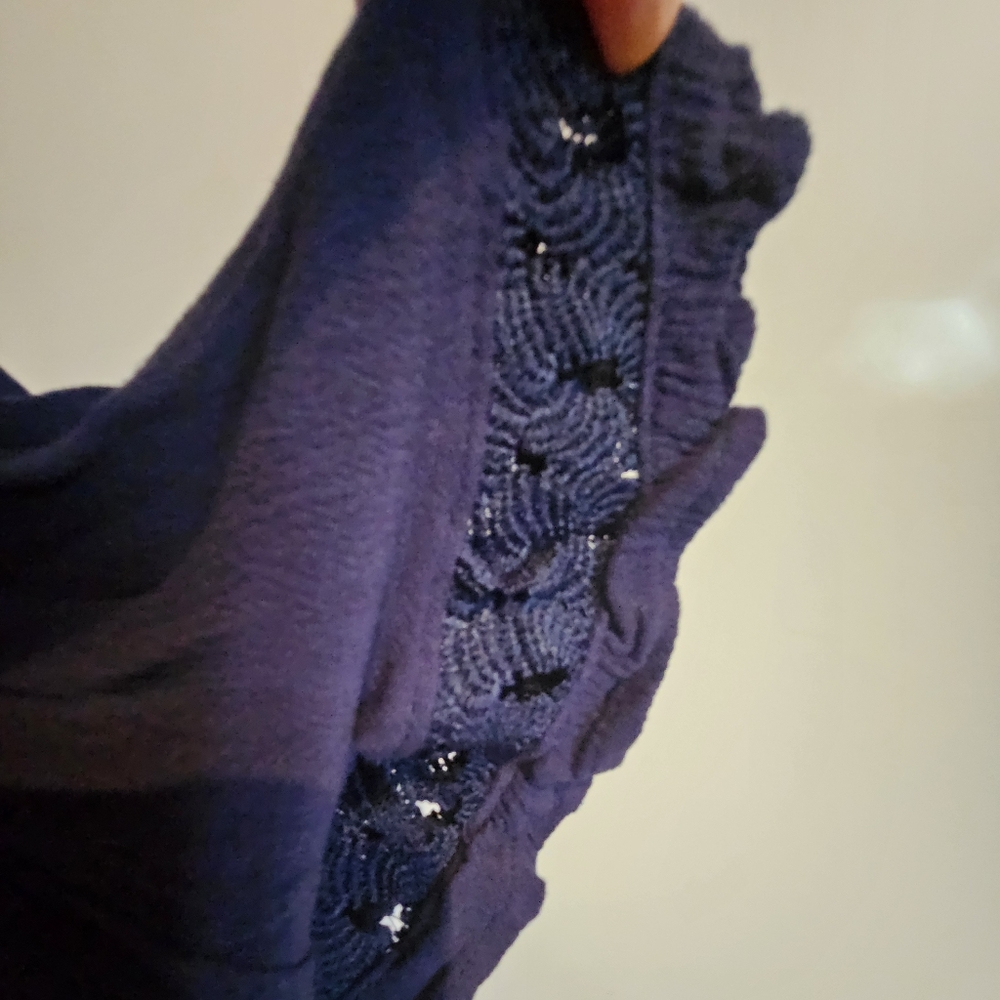 Off-Shoulder Ruffle Top - Picture 3 of 3